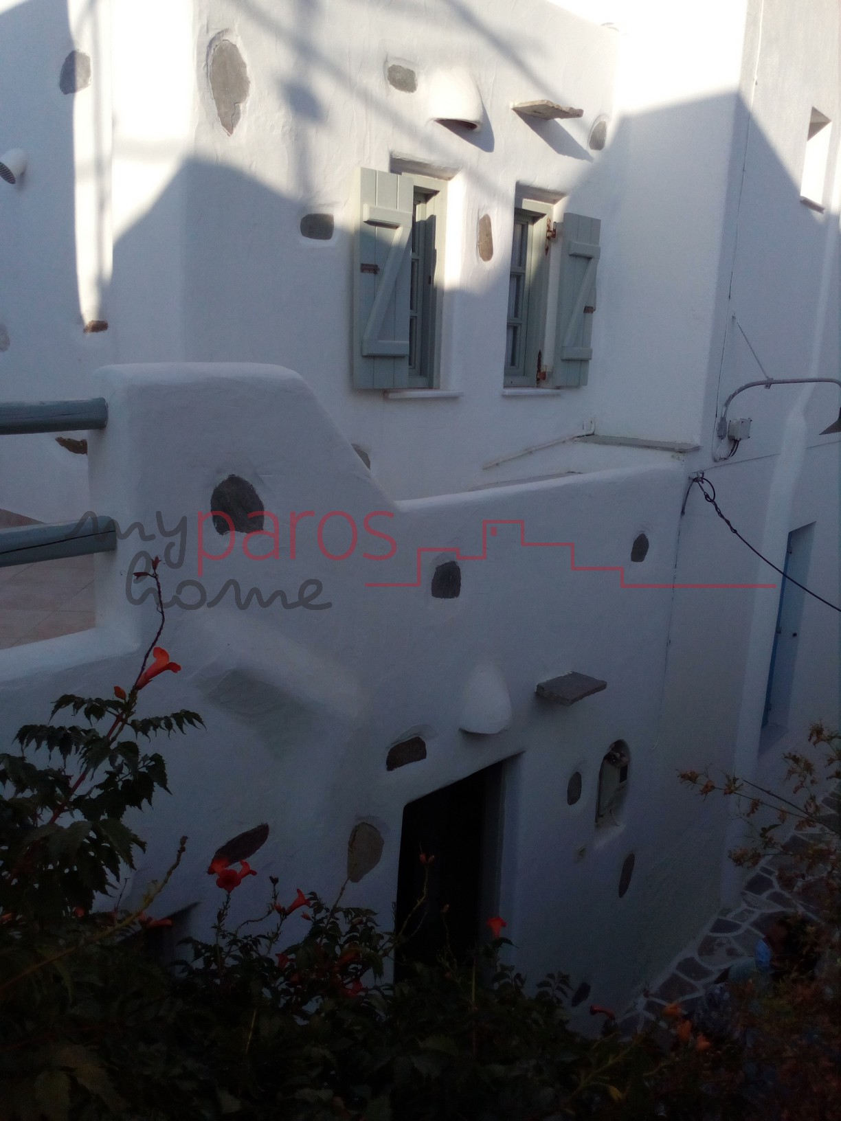Α113 ΠΑΡΑΔΟΣΙΑΚΗ ΠΕΤΡΙΝΗ ΚΑΤΟΙΚΙΑ ΜΕΣΑ ΣΤΟΝ ΠΑΡΑΔΟΣΙΑΚΟ ΟΙΚΙΣΜΟ ΤΩΝ ΛΕΥΚΩΝ.(SOLD)
