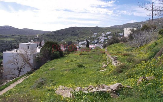 Β206  ΟΙΚΟΠΕΔΟ ΜΕΣΑ ΣΤΟΝ ΟΙΚΙΣΜΟ ΤΟΥ ΚΥΚΛΑΔΙΤΙΚΟΥ ΧΩΡΙΟΥ ‘’ΛΕΥΚΕΣ’’